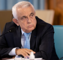Petre Daea,cere bani de la Uniunea Europeană pentru a-i ajuta pe fermieri să-și cumpere îngrășăminte