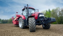 Maxxum CVX-tractorul dotat cu tehnologia care lucrează pentru dumneavoastră