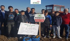 Campionii marilor recolte cu Pioneer din Moldova