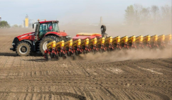 CRIZĂ pe piața utilajelor agricole! Întârzieri mari în ceea ce privesc livrările