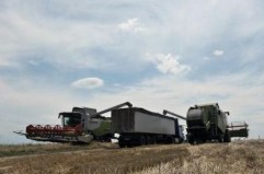 Daniel Constantin: Vrem să-i convingem pe agricultori să constituie cooperative