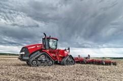 Noul CASE IH Quadtrac CVX