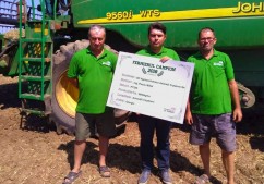 Recoltarea hibridului de rapiță PT225 de la Agrozootehnica Adunatii Copaceni, Giurgiu