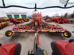 Oferta săptămânii la Titan Machinery: semănătoare Vaderstad Rapid A 800