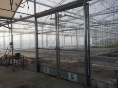Sere cu latimea 25,60 m 