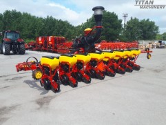 Se vinde: Semănătoare VÄDERSTAD Tempo V8