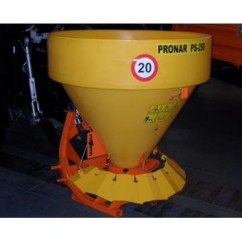 Utilaj de fertilizat si imprastiat mater