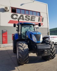 Se vinde: New Holland T 7050